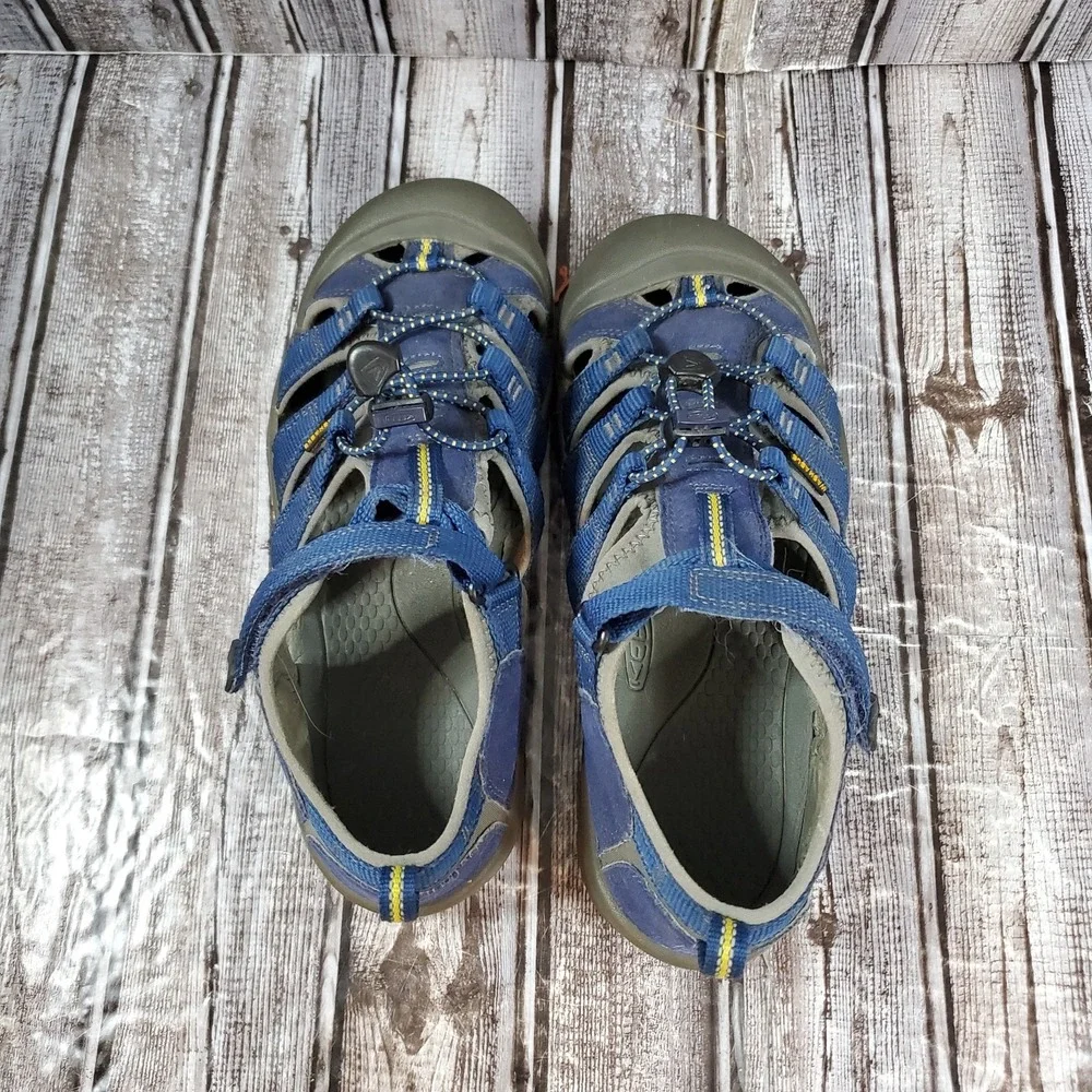 Keen Youth Newport H2 Waterproof Sandals Blue Yellow Hiking Outdoor Trail Size 6